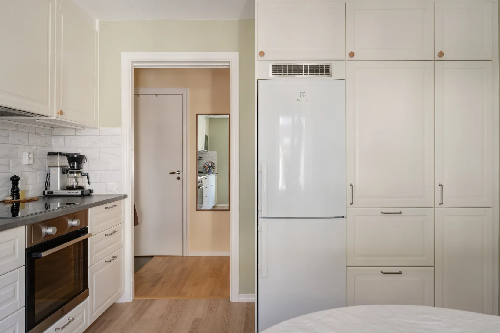 Bostadsrätt, Skridskovägen 11, vån 4/4, Västertorp/Hägerstensåsen, Stockholm