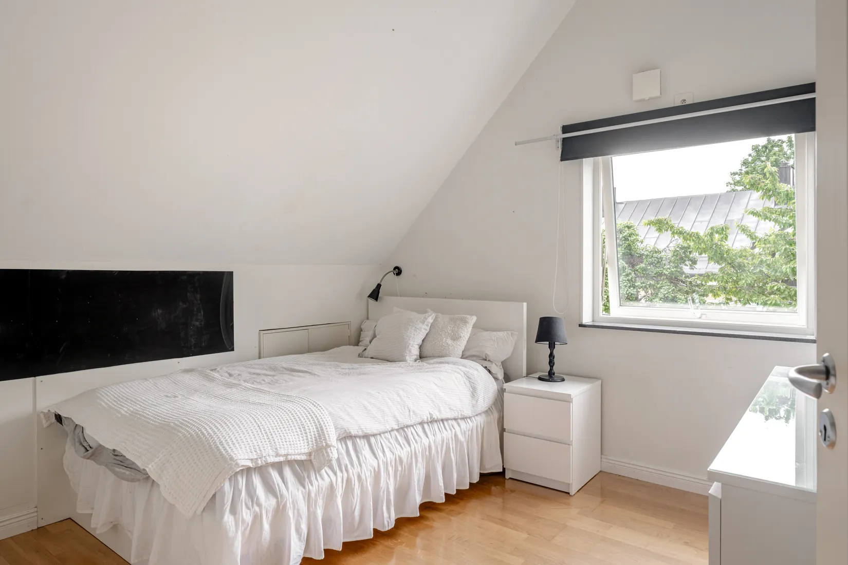 Villa, ÅSVÄGEN 11, Roslags näsby, Täby