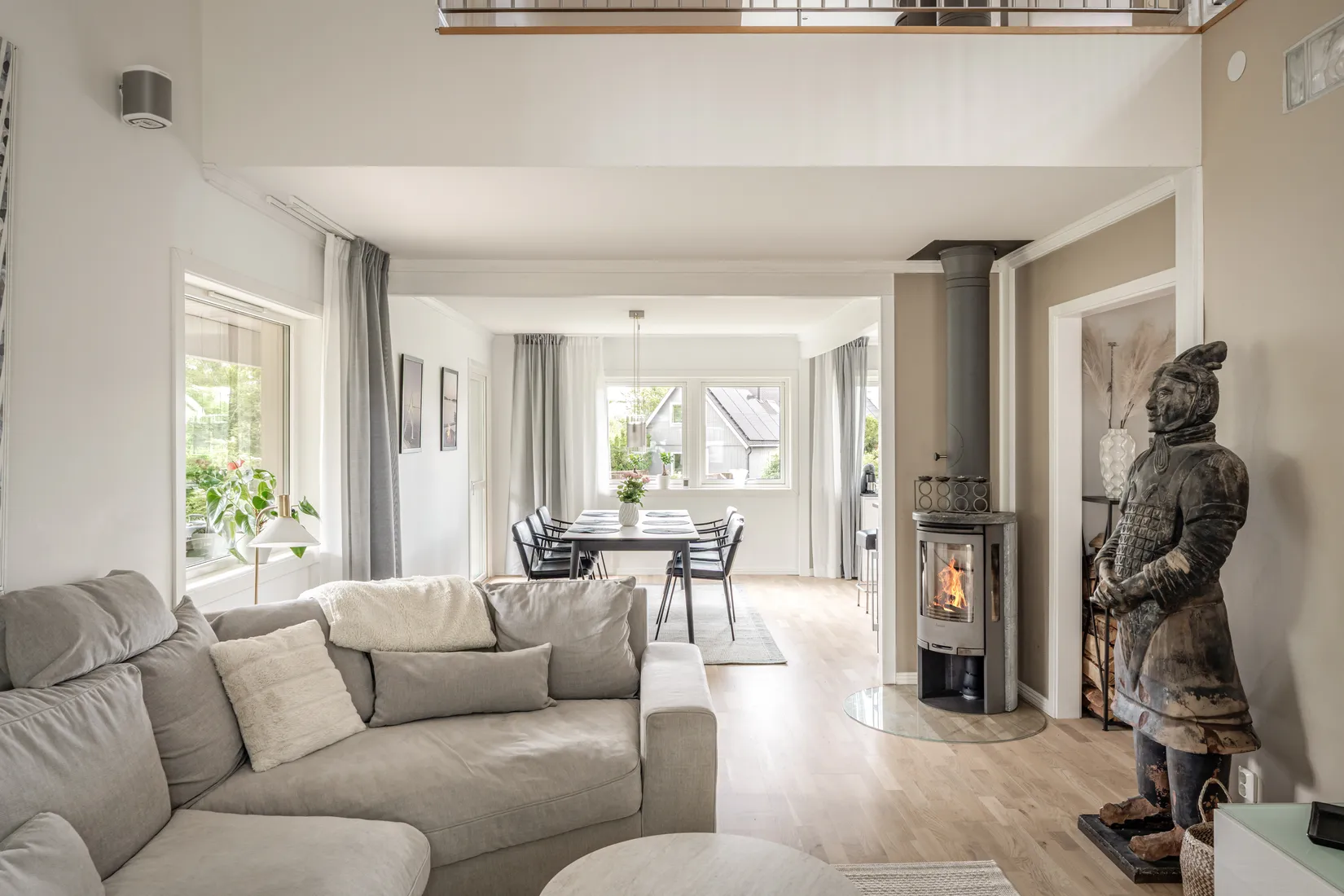 Villa, ÅSVÄGEN 11, Roslags näsby, Täby