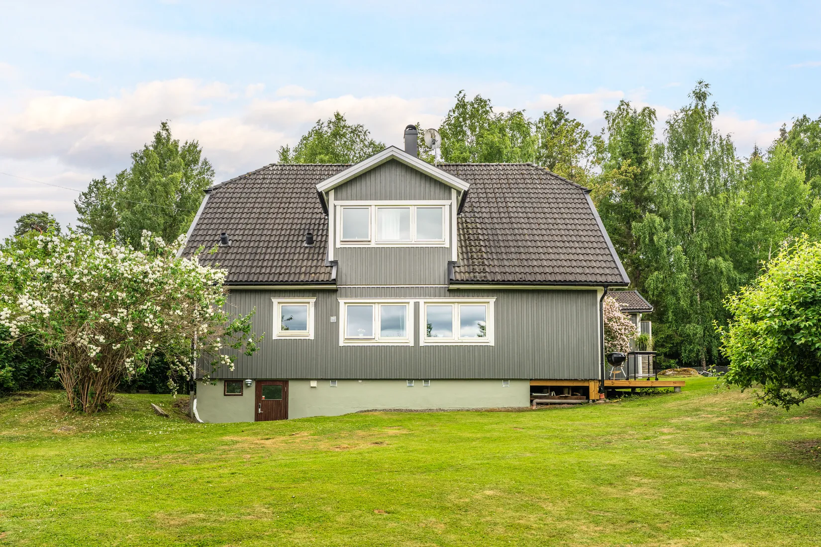 Villa, ÅSVÄGEN 11, Roslags näsby, Täby