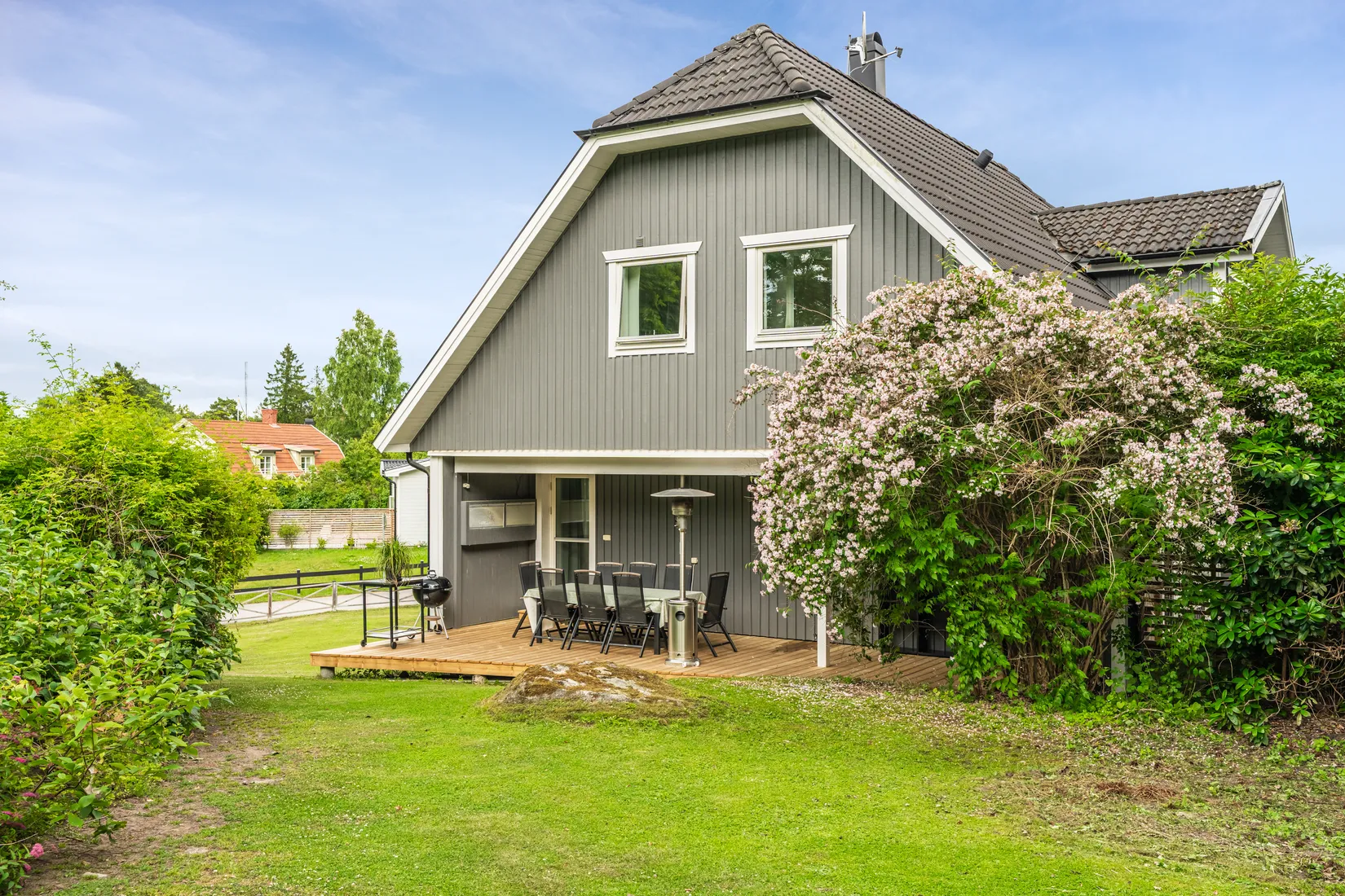 Villa, ÅSVÄGEN 11, Roslags näsby, Täby