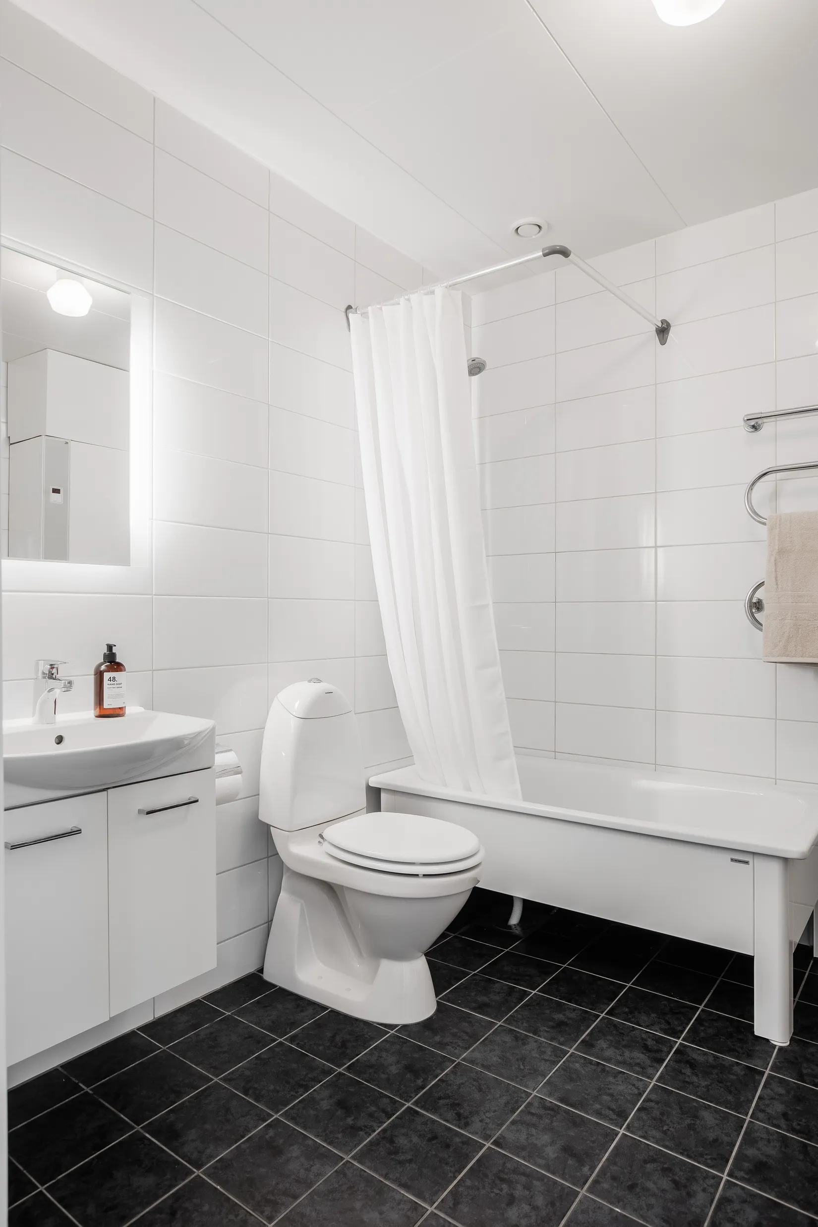 Radhus, Lassagårdsgatan 23, Trädgårdsstaden, Skövde