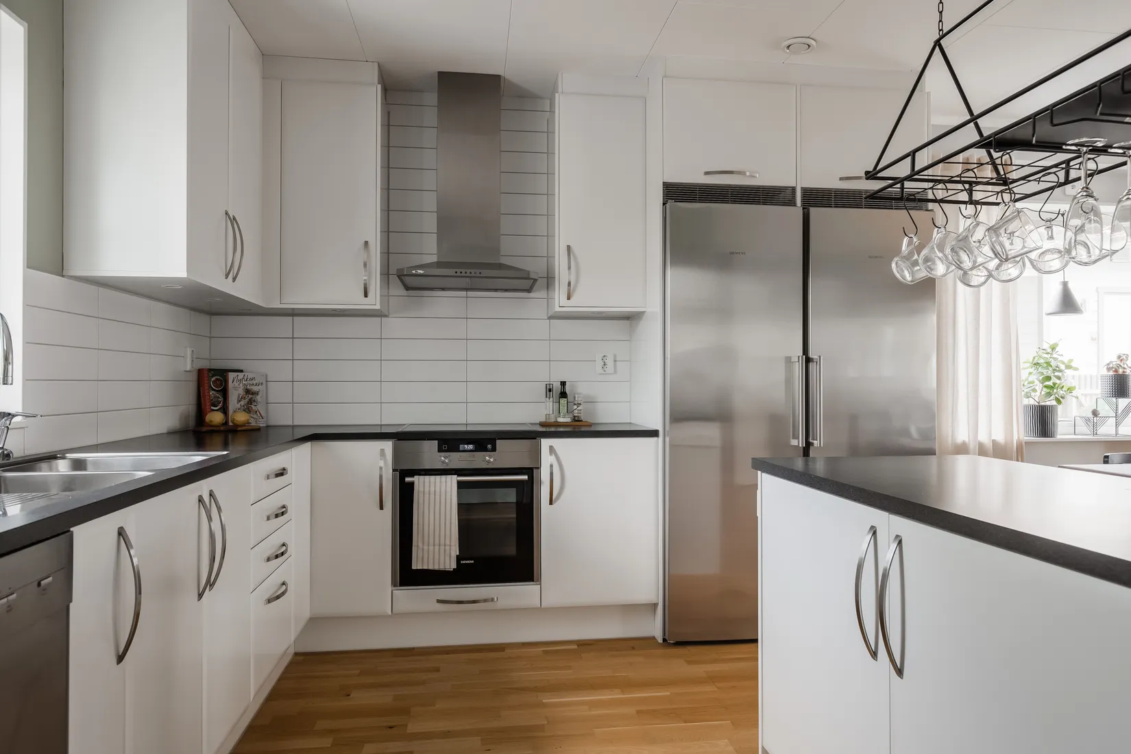 Radhus, Lassagårdsgatan 23, Trädgårdsstaden, Skövde