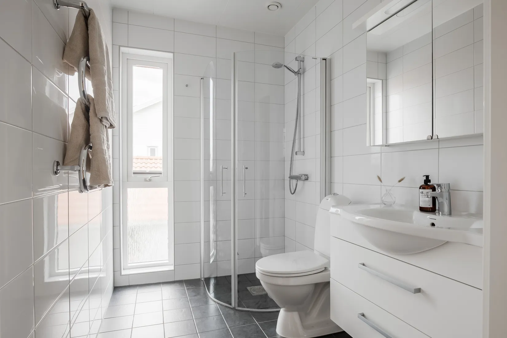 Radhus, Lassagårdsgatan 23, Trädgårdsstaden, Skövde