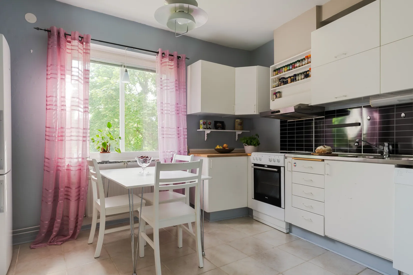 Bostadsrätt, Västra Nobelvägen 2, Carls-Åby, Karlskoga