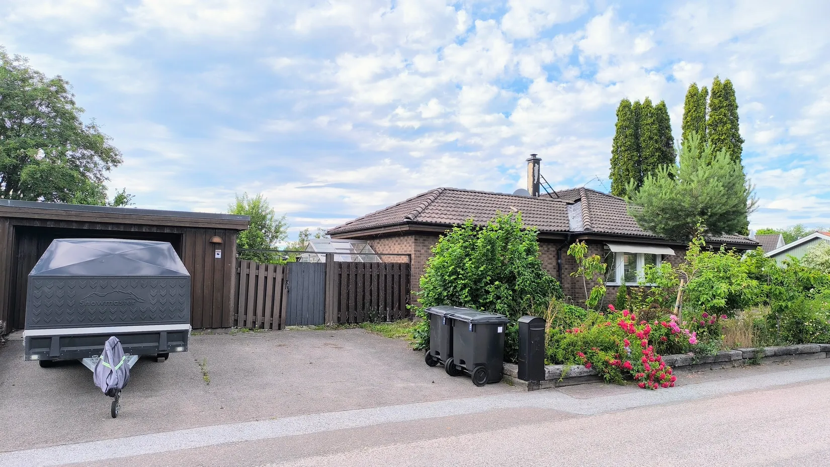 Villa, Vadmalsvägen 1, Nåntuna, Uppsala