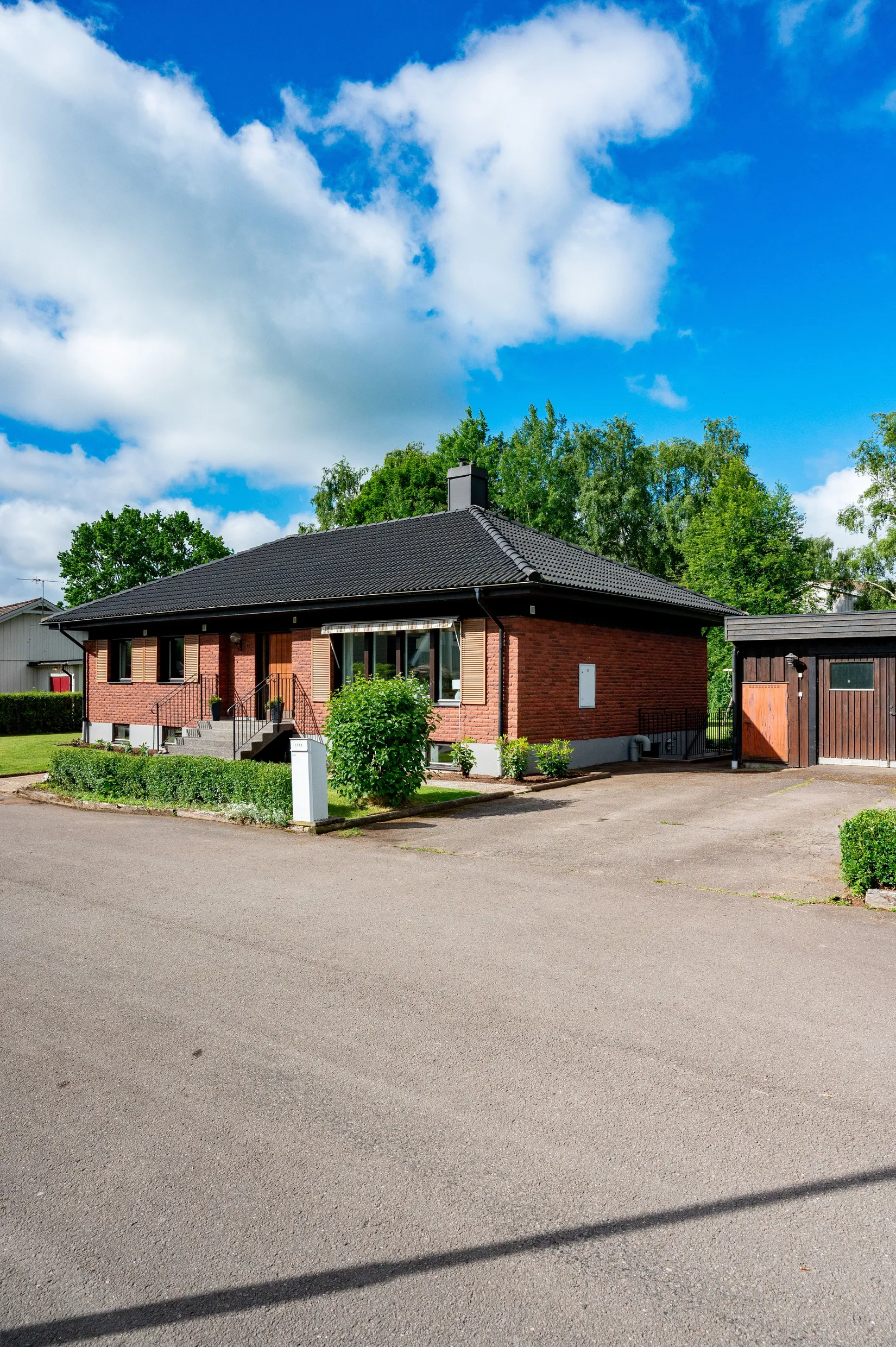 Villa, Prästebolsgatan 6, Axvall, Skara