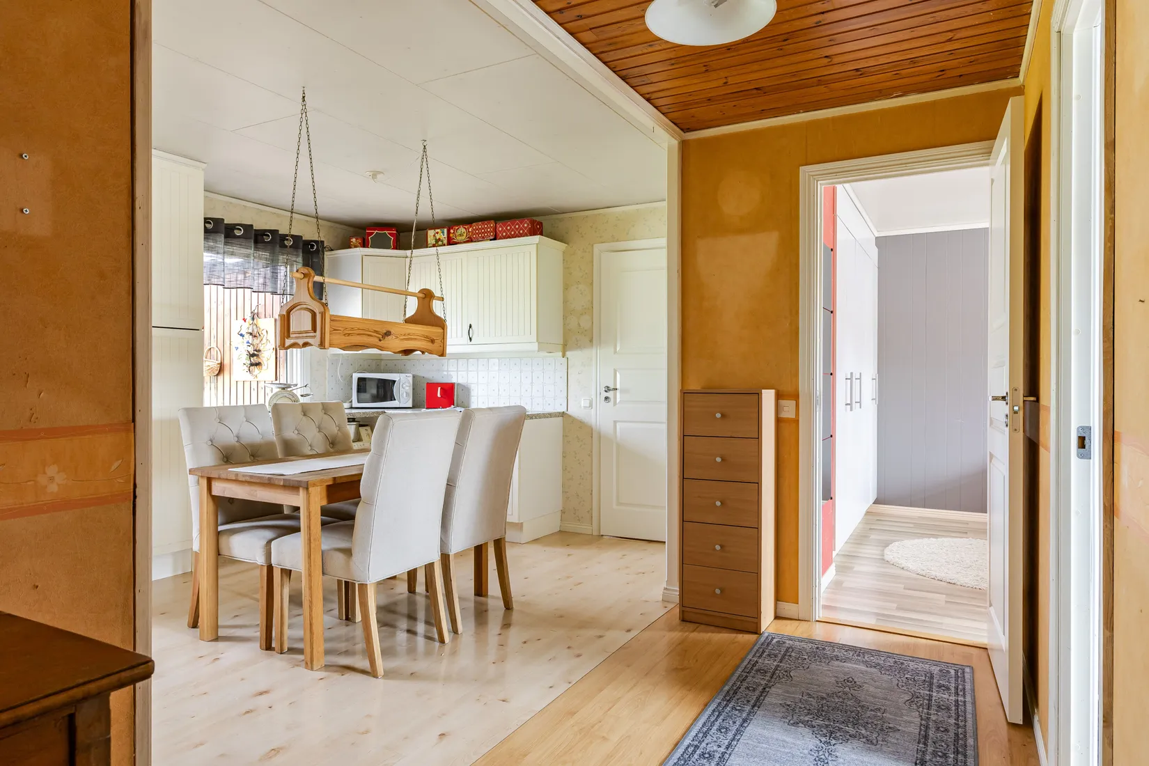 Villa, Råckavägen 24, Tjällmo, Motala