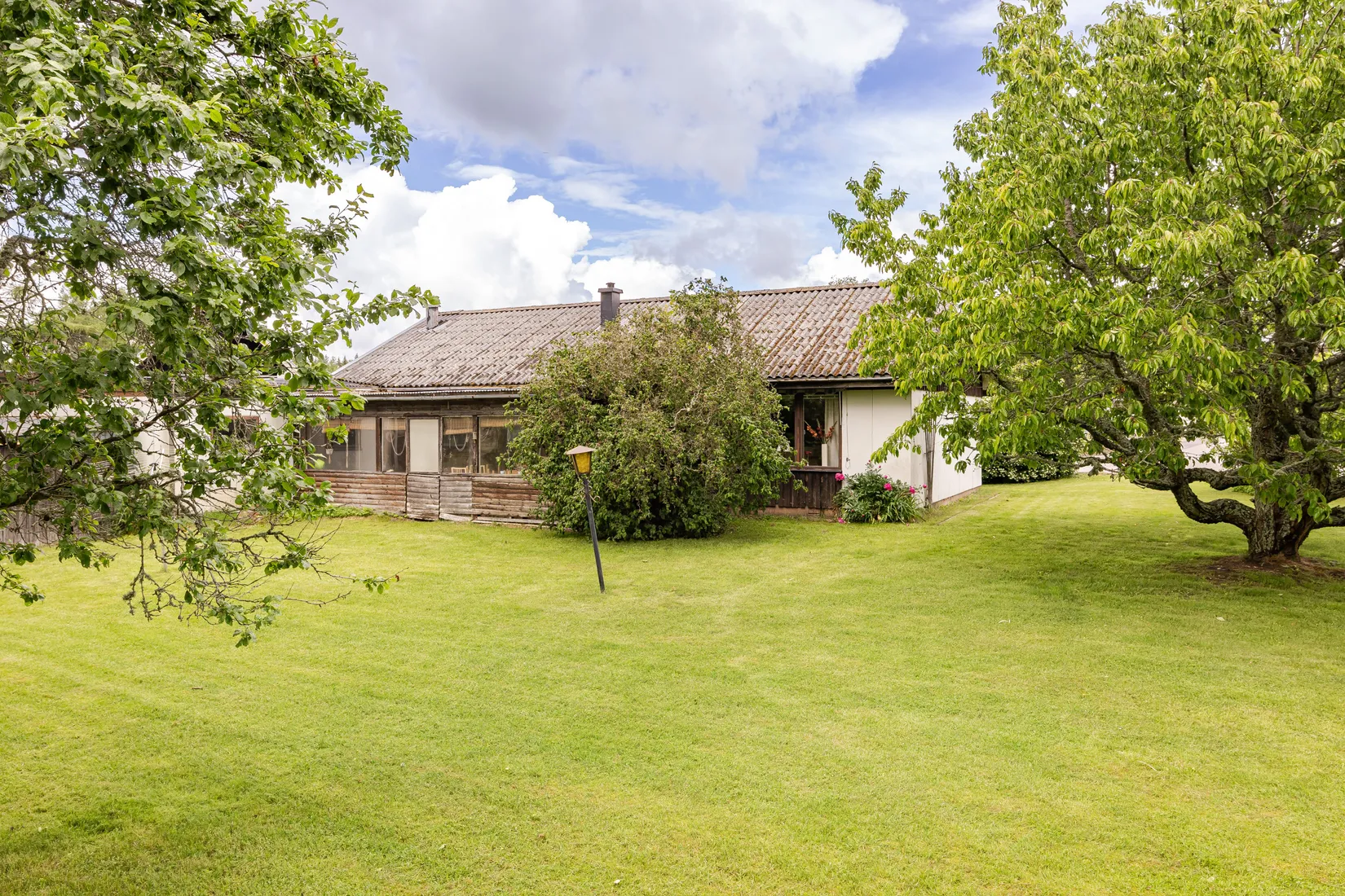 Villa, Råckavägen 24, Tjällmo, Motala
