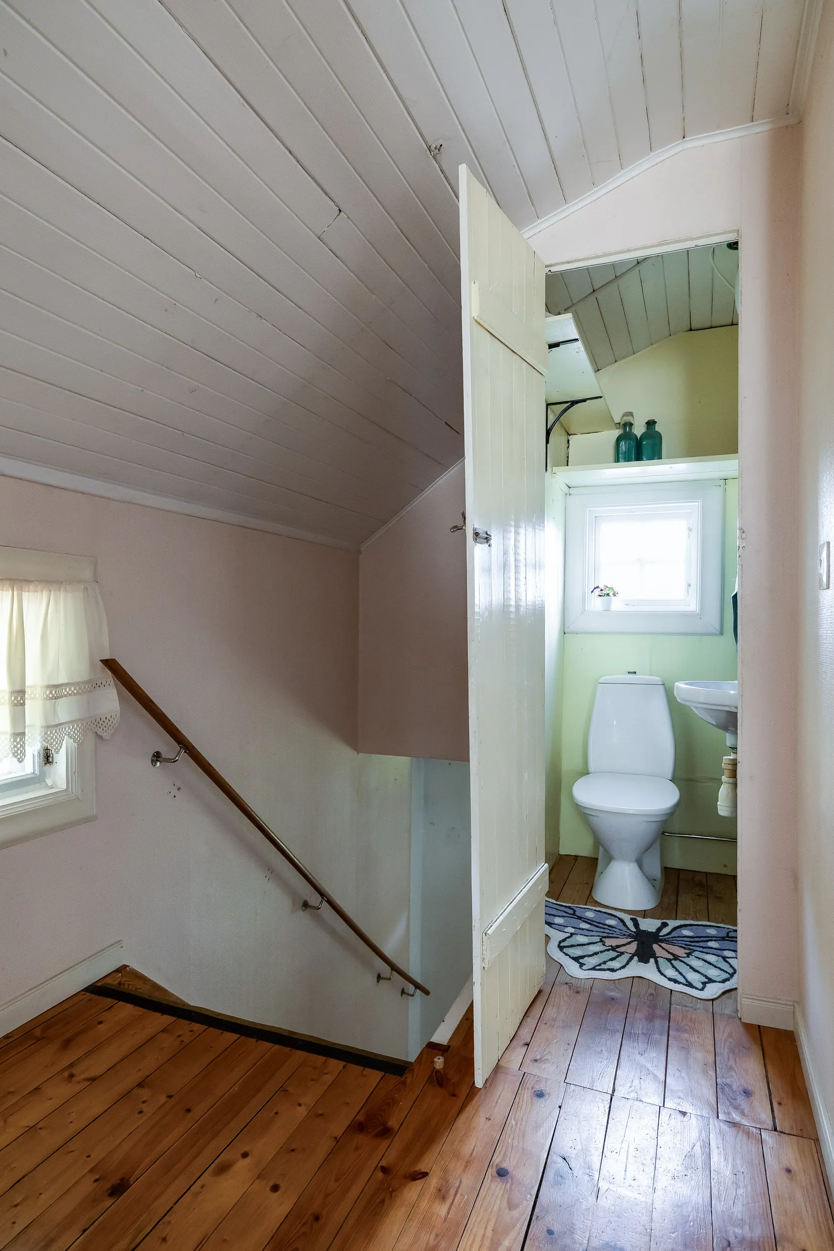 Villa, Vinögatan 22, Hampetorp ( Vid hamnen), Örebro