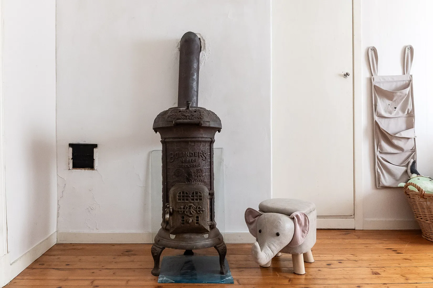 Villa, Vinögatan 22, Hampetorp ( Vid hamnen), Örebro