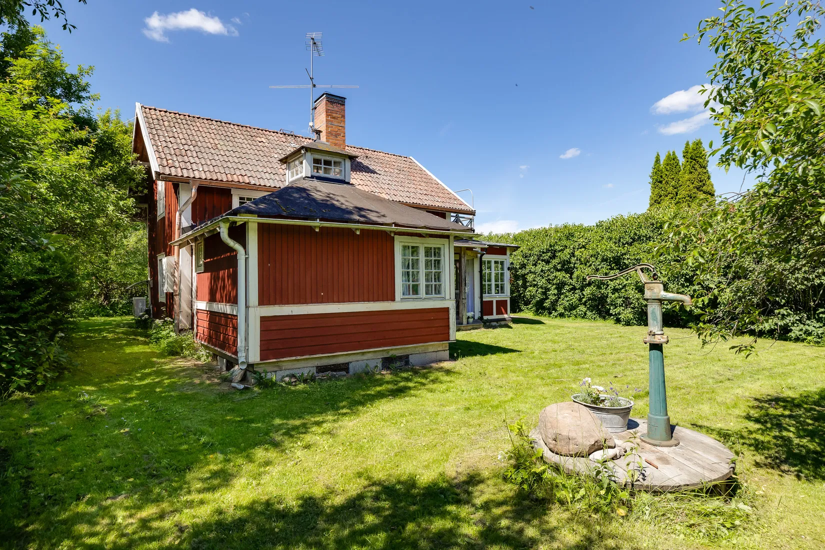 Villa, Vinögatan 22, Hampetorp ( Vid hamnen), Örebro