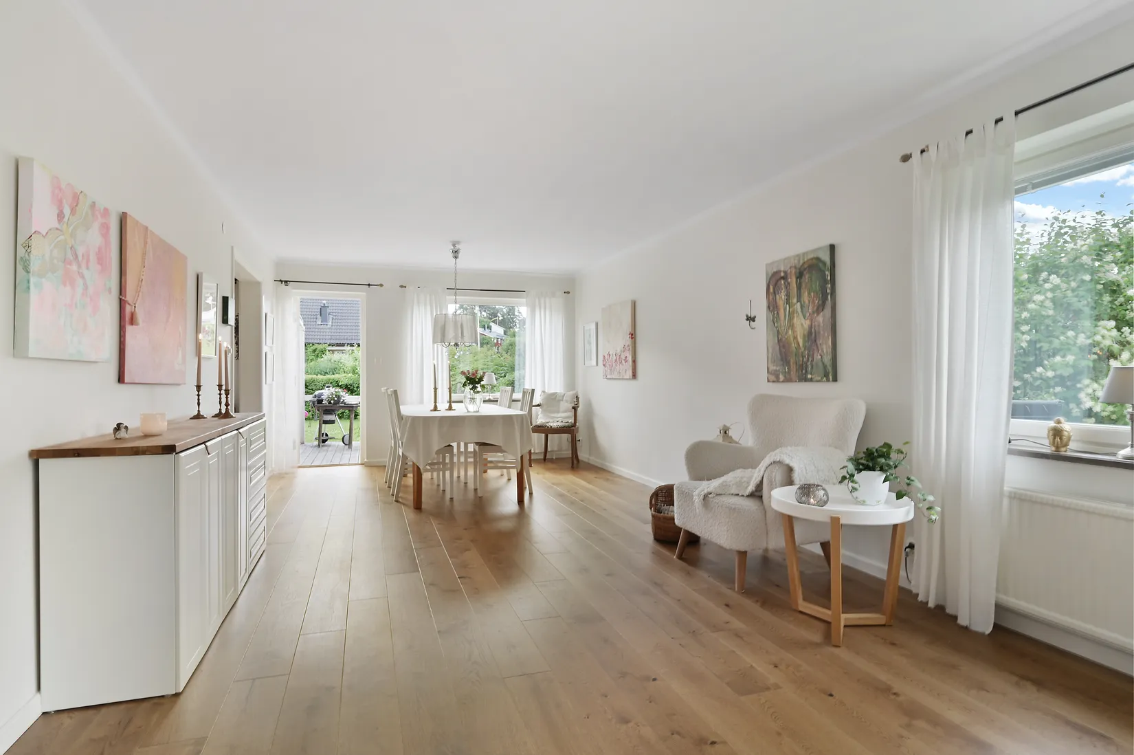 Villa, Morkullevägen 44, Barkarby, Järfälla
