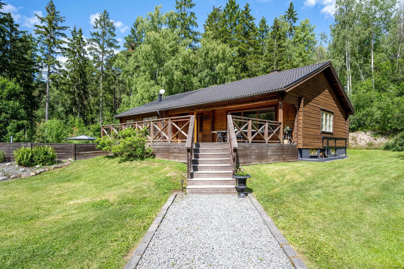 Villa, Lagga-Årby Stenhagen 47, Lagga, Knivsta