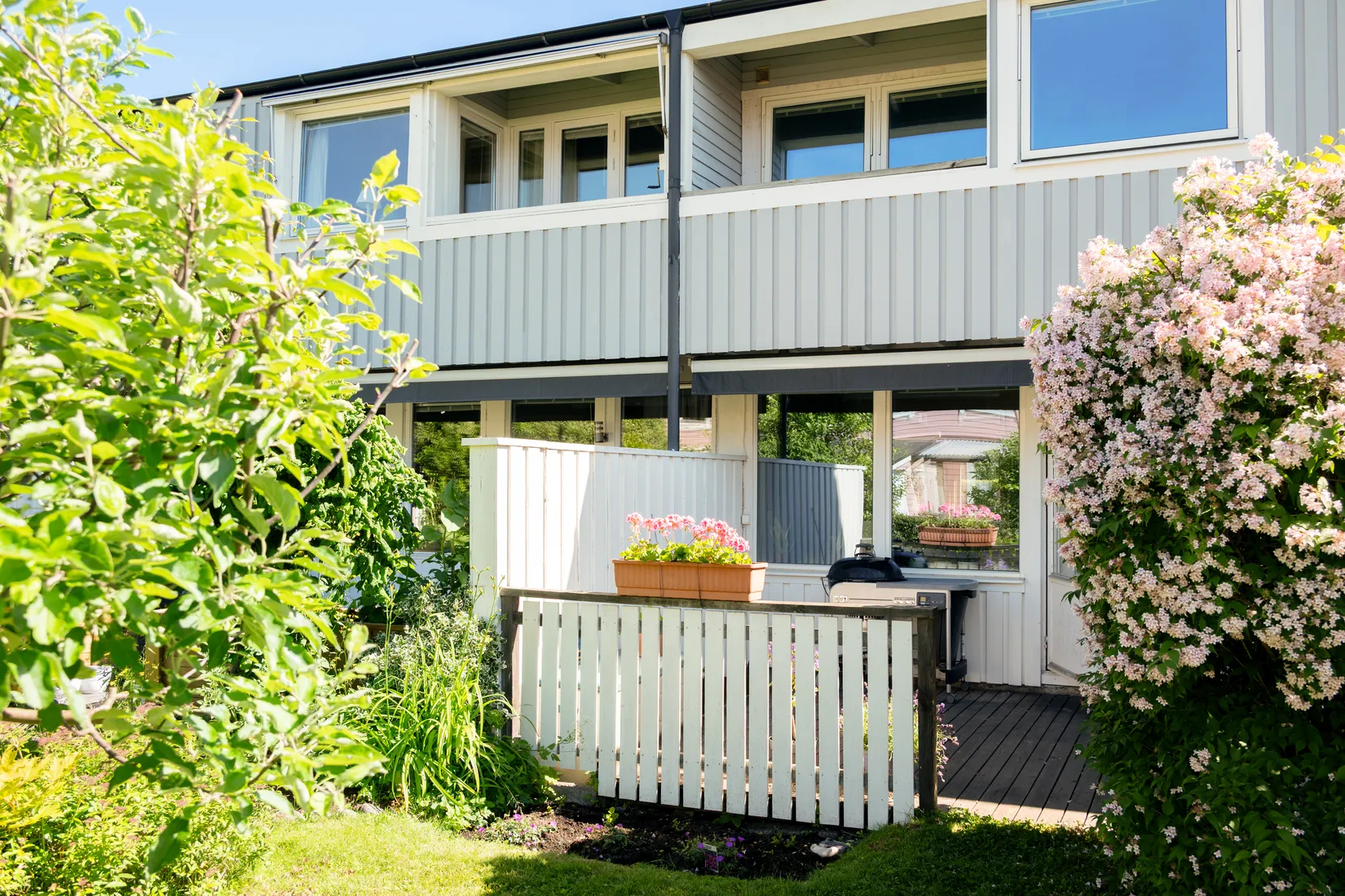Villa, Radhus, Bronsåldersgatan 28, Kannebäck - Näset, Göteborg