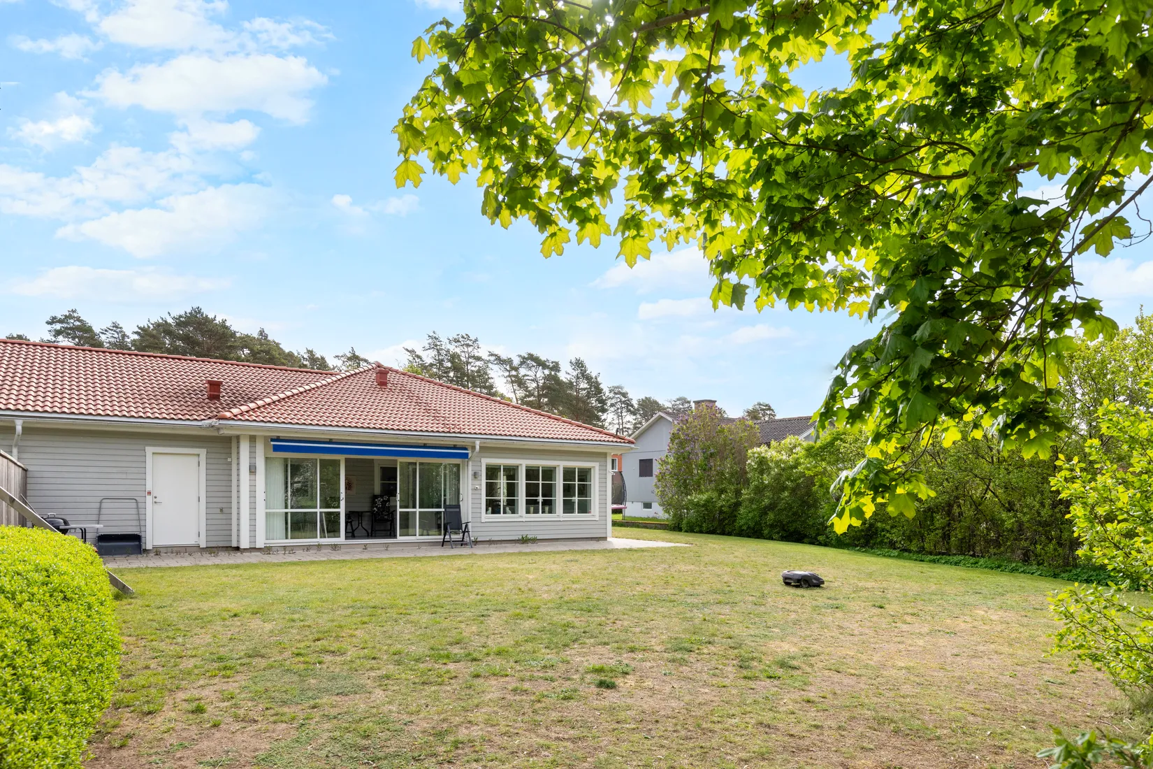 Villa, Radhus, Halladalsvägen 16B, Gamla Hulta, Ronneby