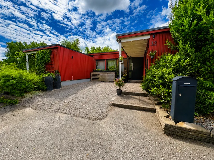 Villa, Radhus, Diskusgränd 32, Viksjö, Järfälla