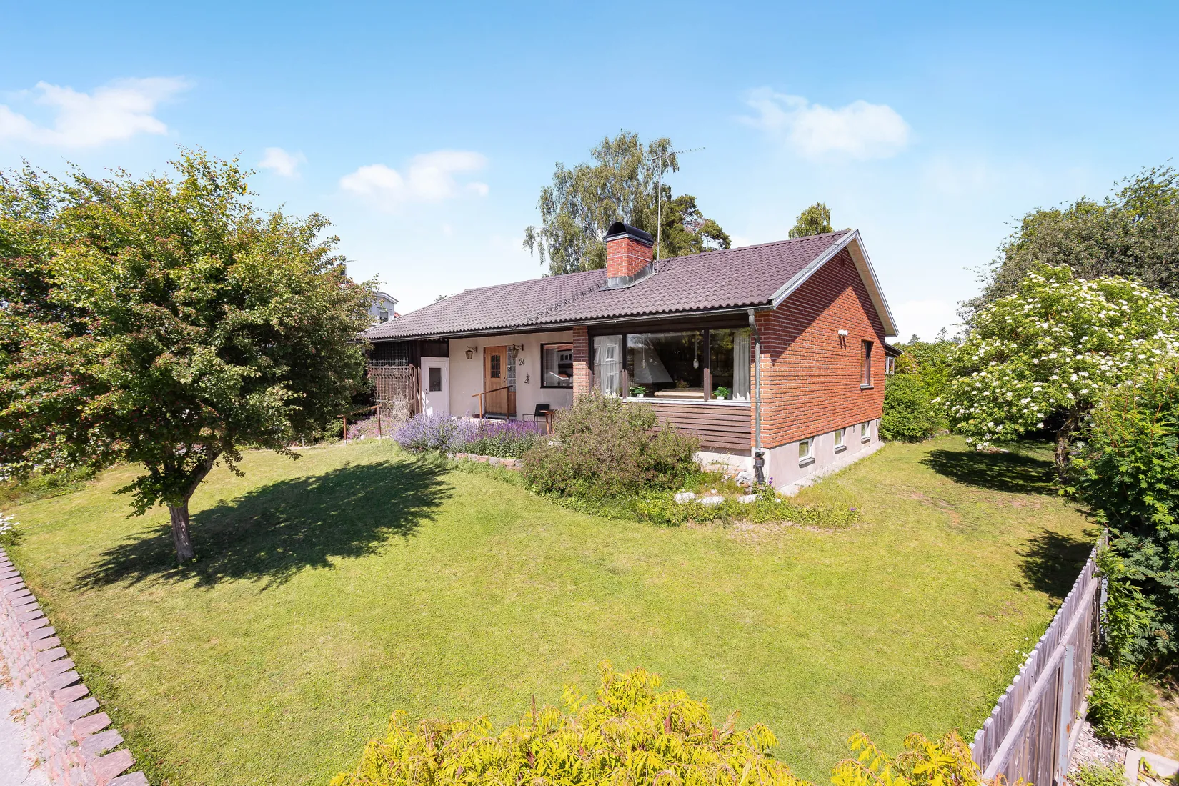 Villa, Castorvägen 24, Skälby, Järfälla