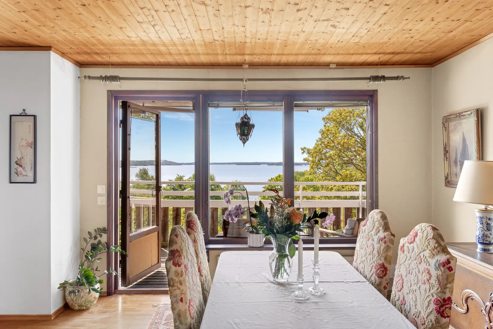 Villa, Gyllenstiernas väg 3, Stäket, Järfälla