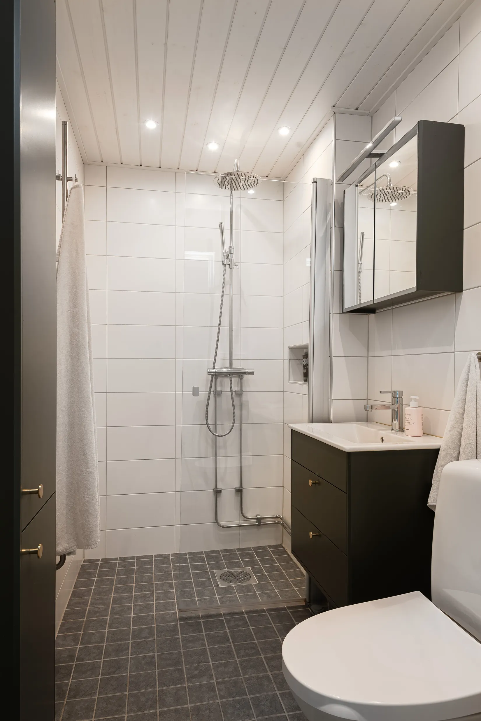 Radhus, Runstensvägen 43, Granlo, Sundsvall