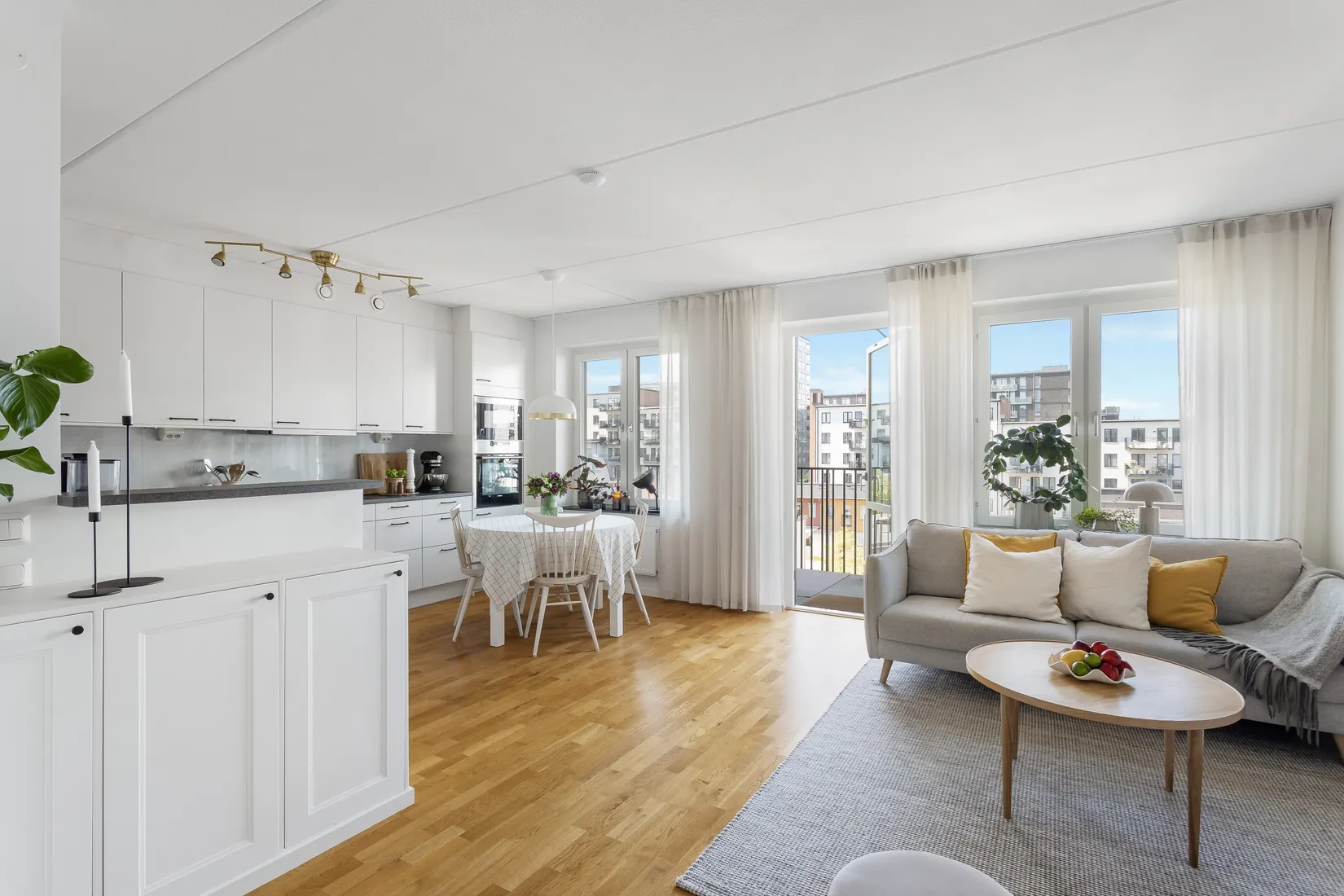 Bostadsrätt, Tomtebobarnens Gata 4, 3tr., Bromma / Mariehäll, Stockholm