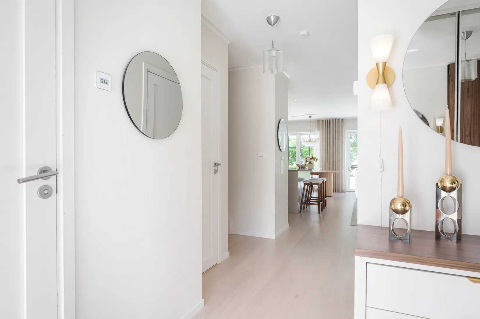 Radhus, Bondhagsvägen 7, Bro Mälarstad, Upplands-Bro