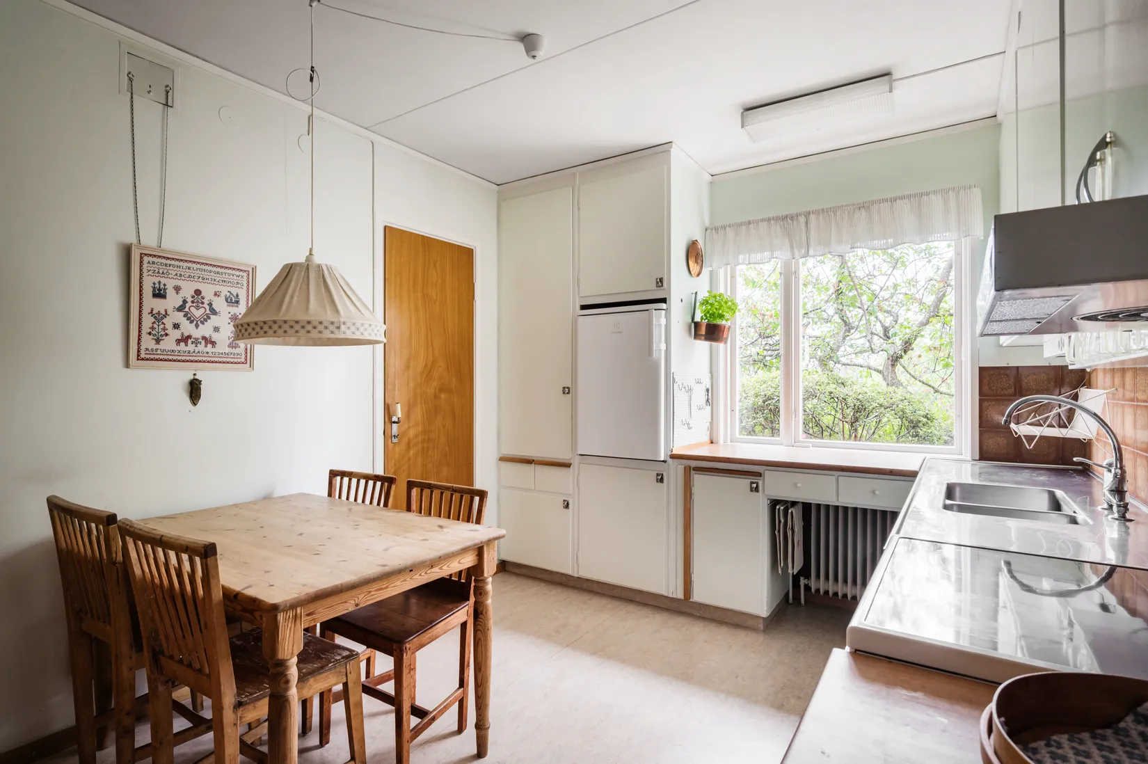Villa, Ekhammarsvägen 50, Gamla Kungsängen, Upplands-Bro
