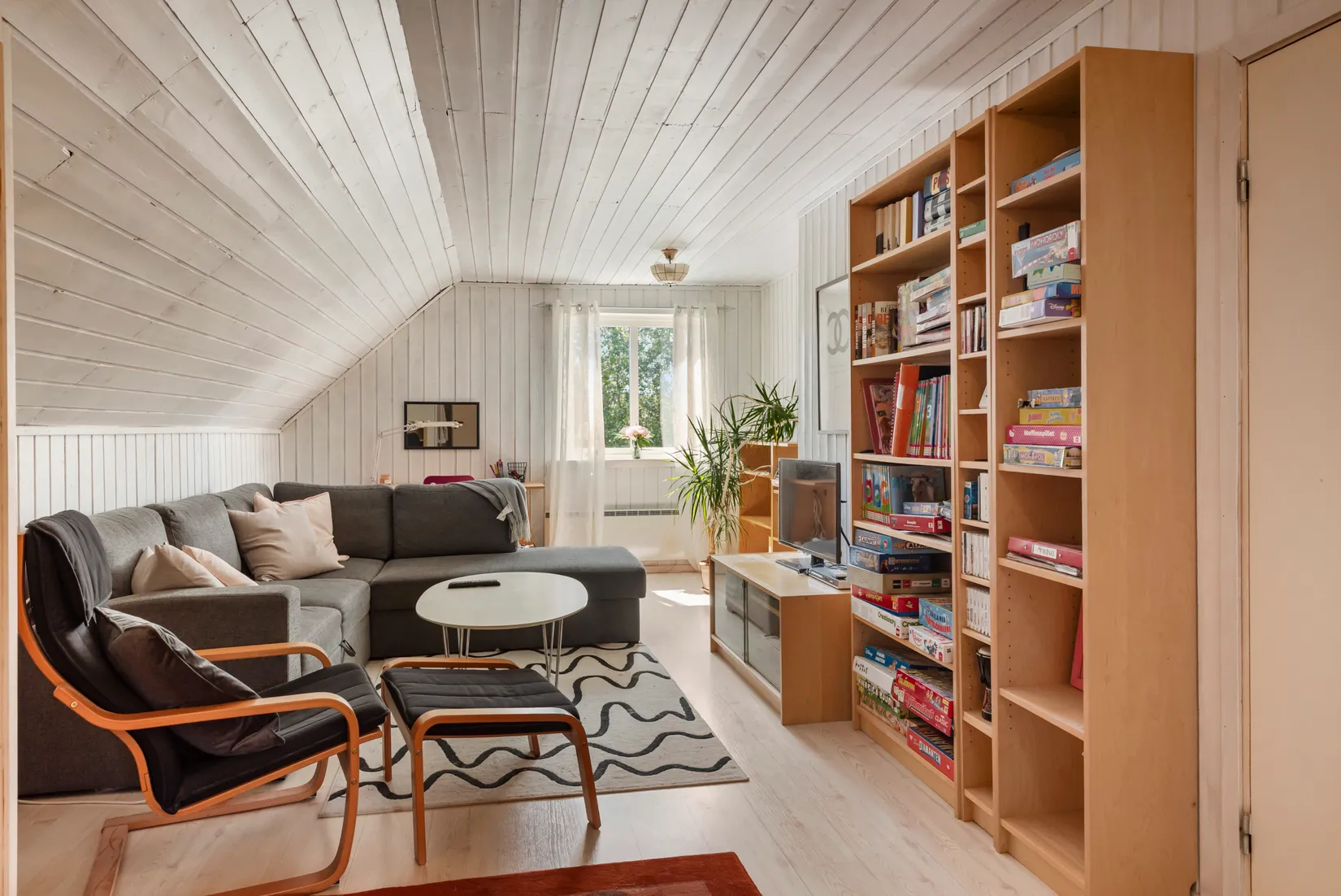 Villa, Lötenvägen 1, Edsbro, Norrtälje
