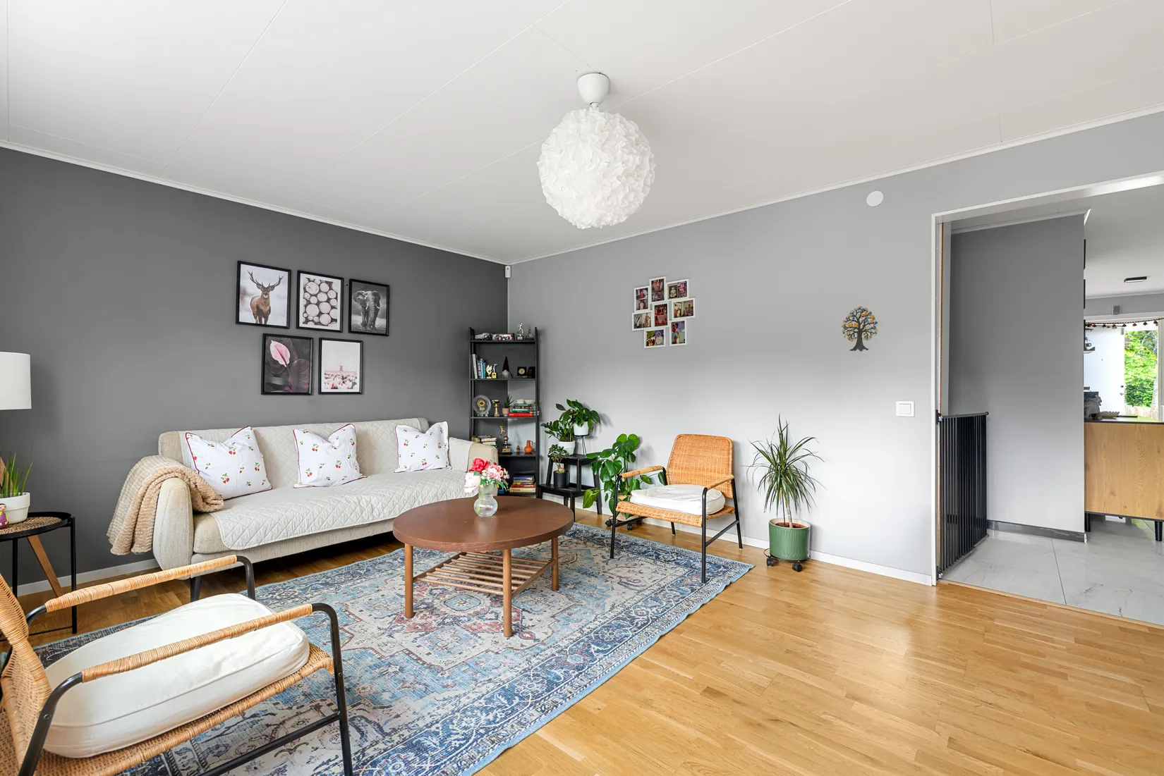 Radhus, Murarstigen 42, Salem