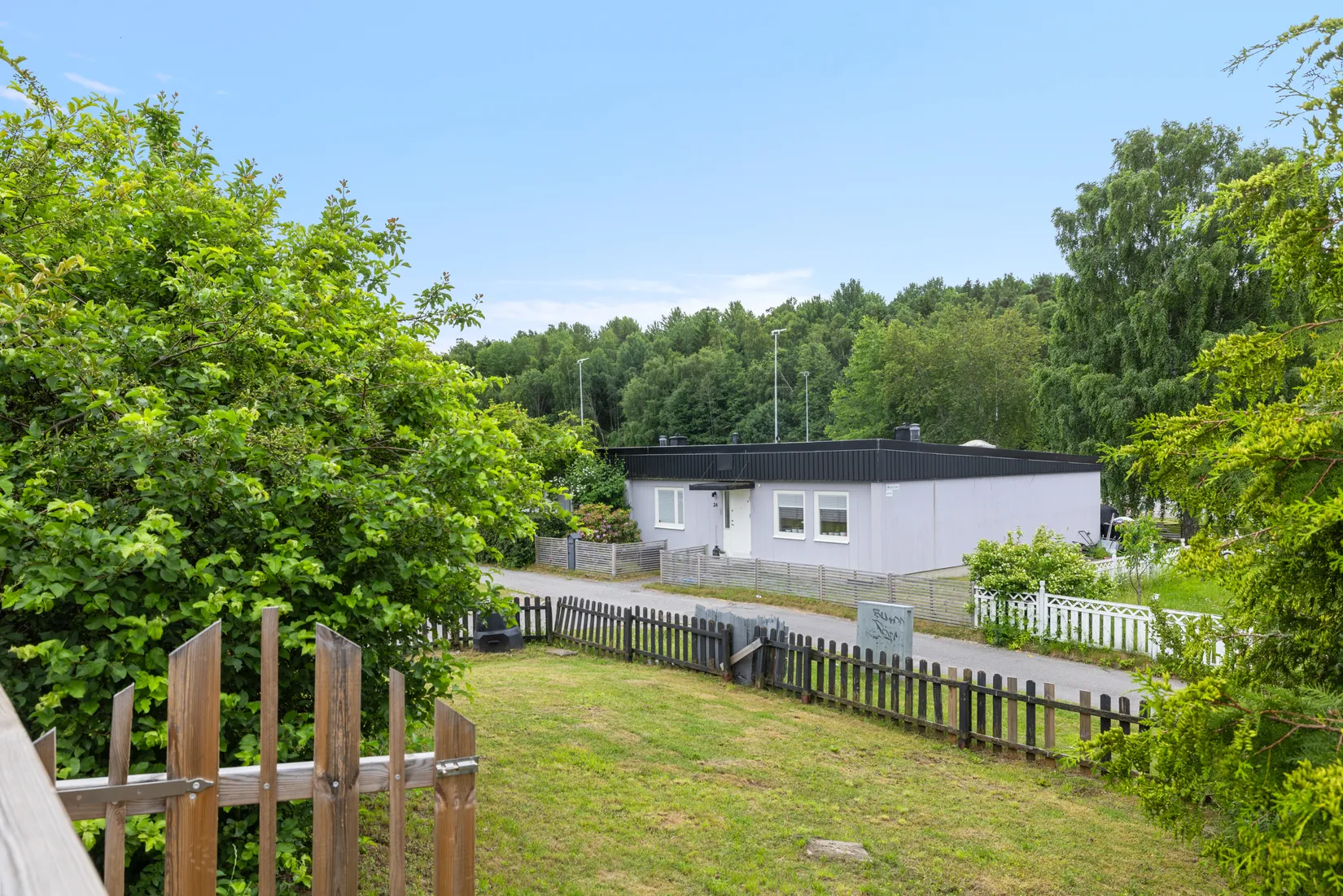 Radhus, Murarstigen 42, Salem