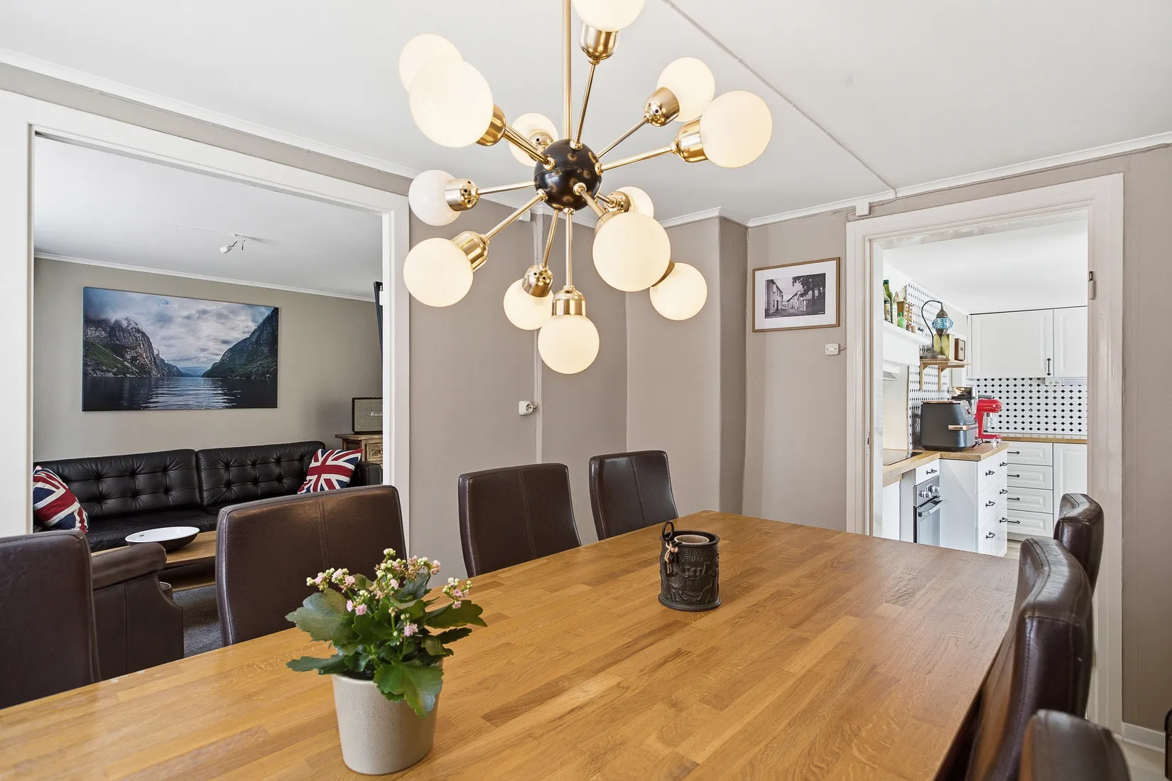 Villa, Arendt byggmästares gata 18, Eksjö