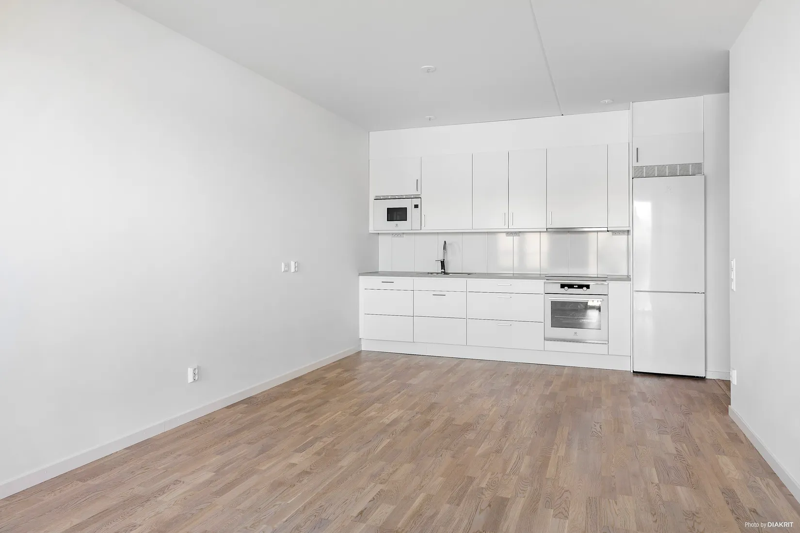 Bostadsrätt, Åkare Engströms Väg 7, 3 tr, Bromstensstaden, Stockholm