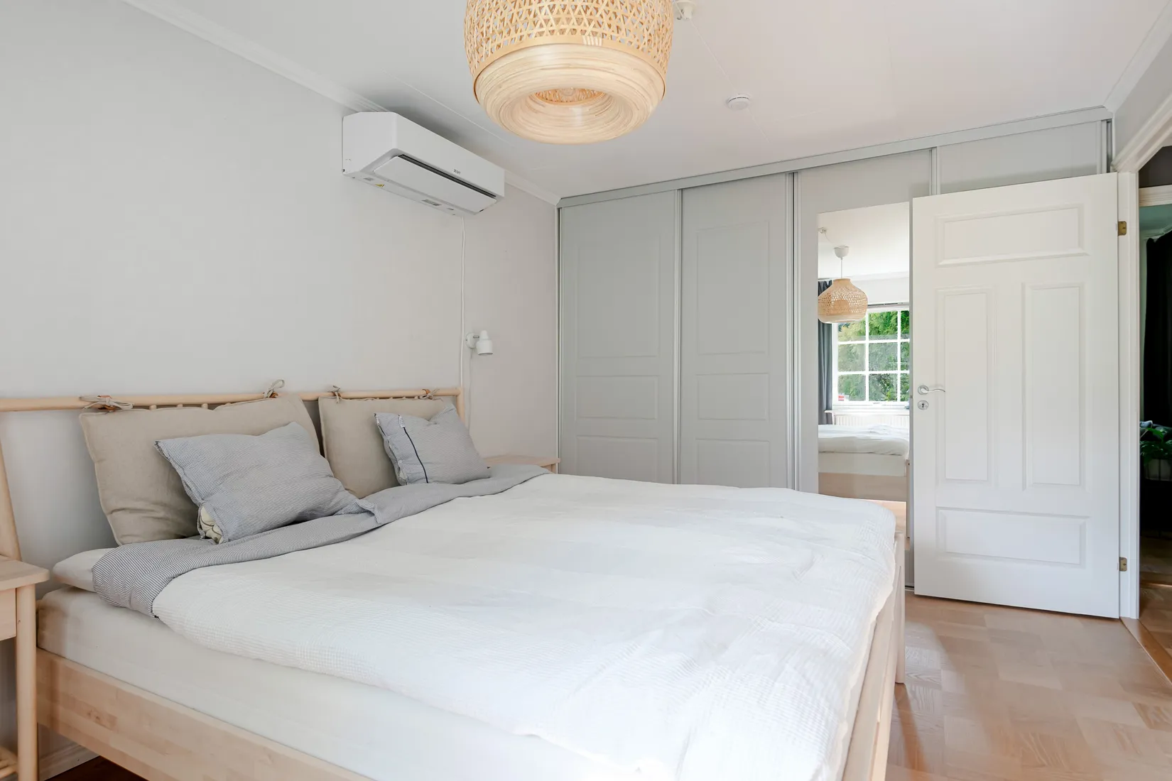 Villa, Burkarls väg 14, Skräddarbacken, Borlänge