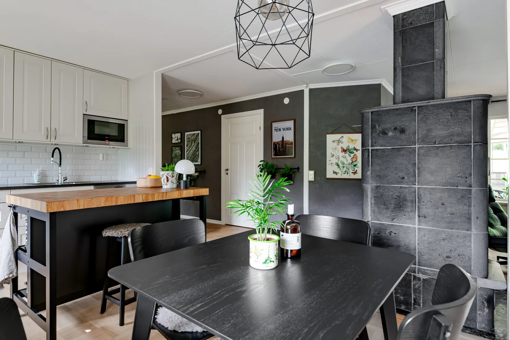 Villa, Burkarls väg 14, Skräddarbacken, Borlänge