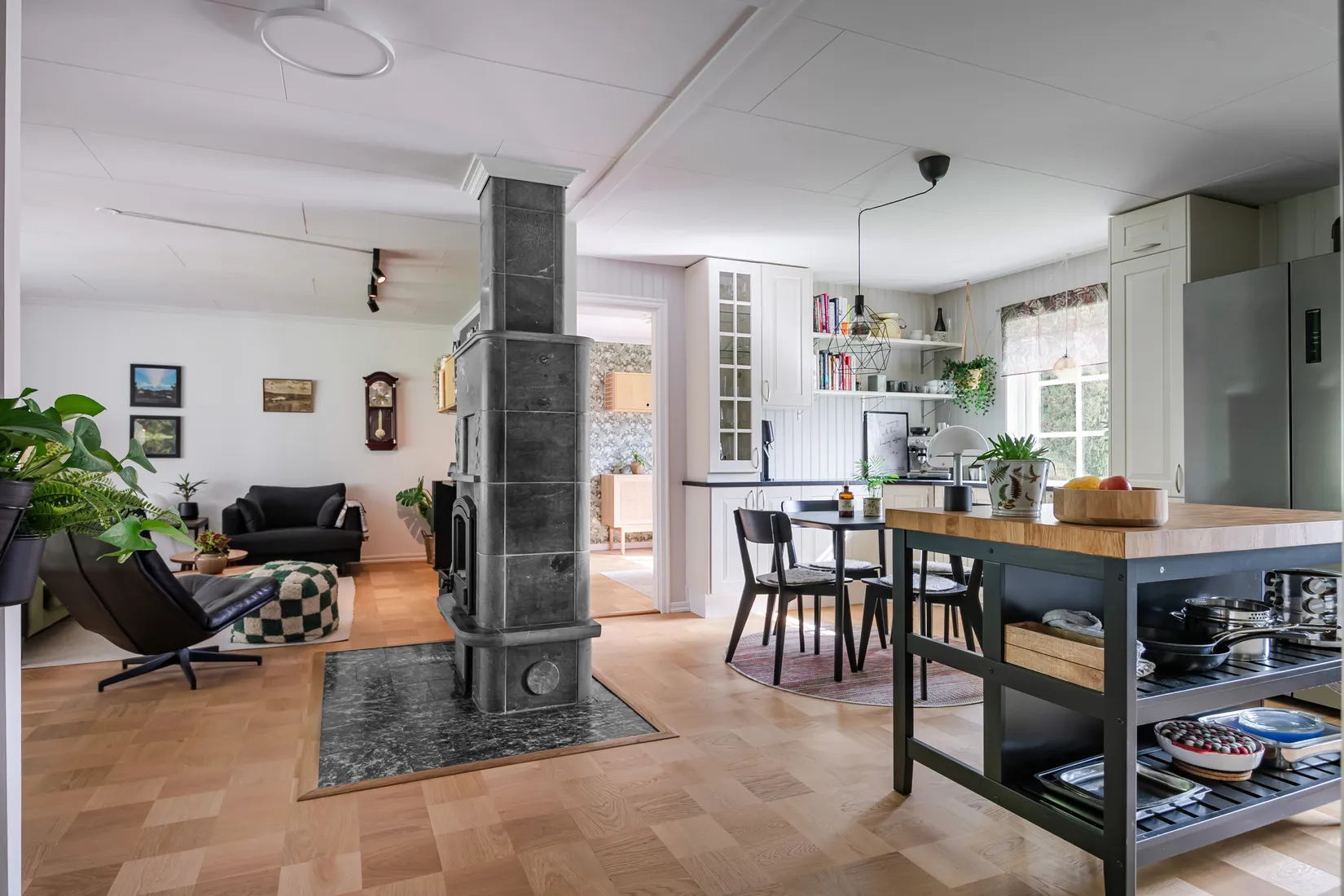 Villa, Burkarls väg 14, Skräddarbacken, Borlänge