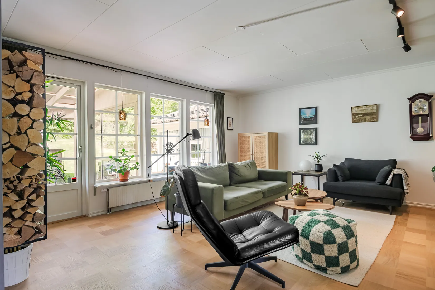 Villa, Burkarls väg 14, Skräddarbacken, Borlänge