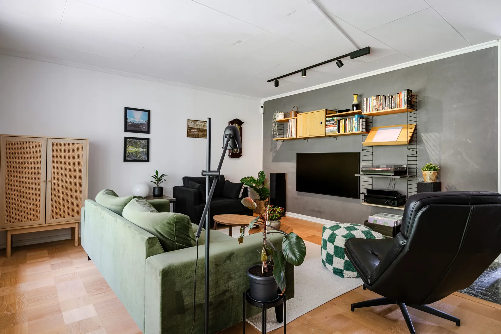 Villa, Burkarls väg 14, Skräddarbacken, Borlänge