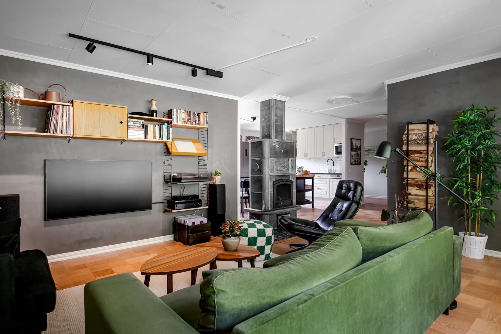 Villa, Burkarls väg 14, Skräddarbacken, Borlänge