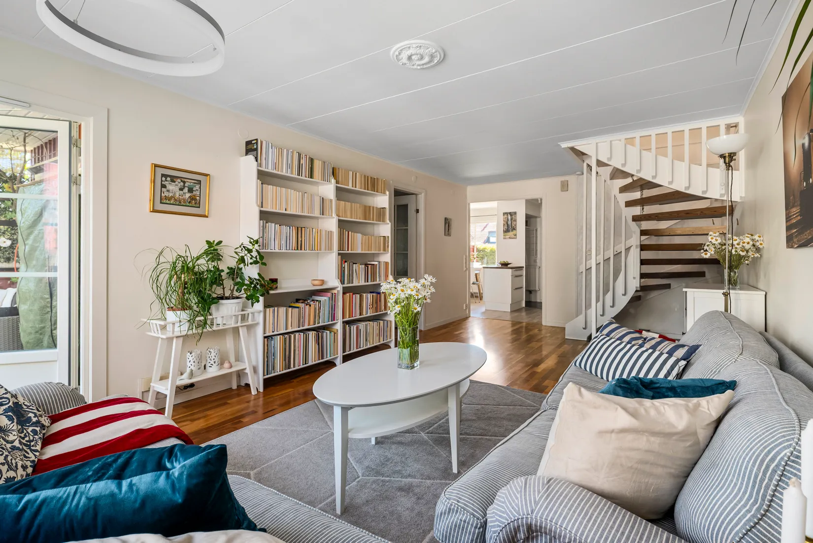 Villa, Radhus, Björnidegränd 249, Kälvesta, Stockholm