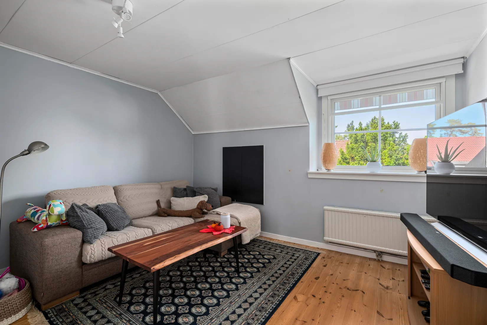 Villa, Radhus, Björnidegränd 249, Kälvesta, Stockholm