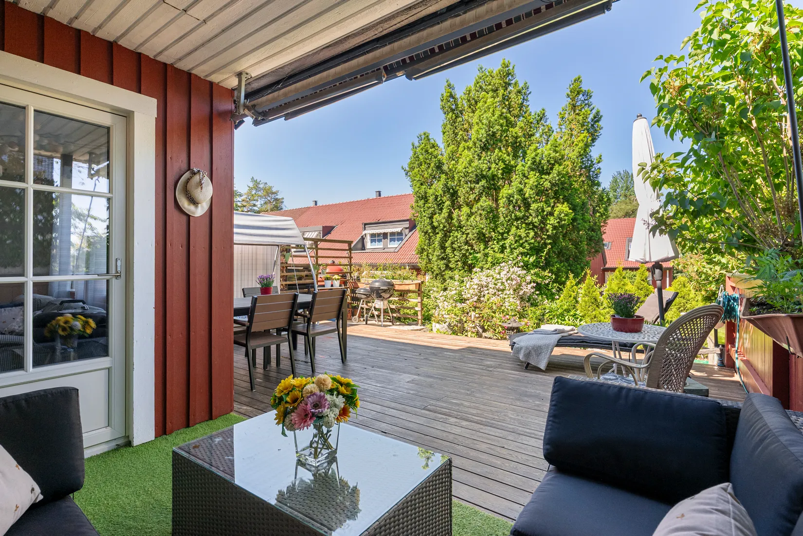 Villa, Radhus, Björnidegränd 249, Kälvesta, Stockholm