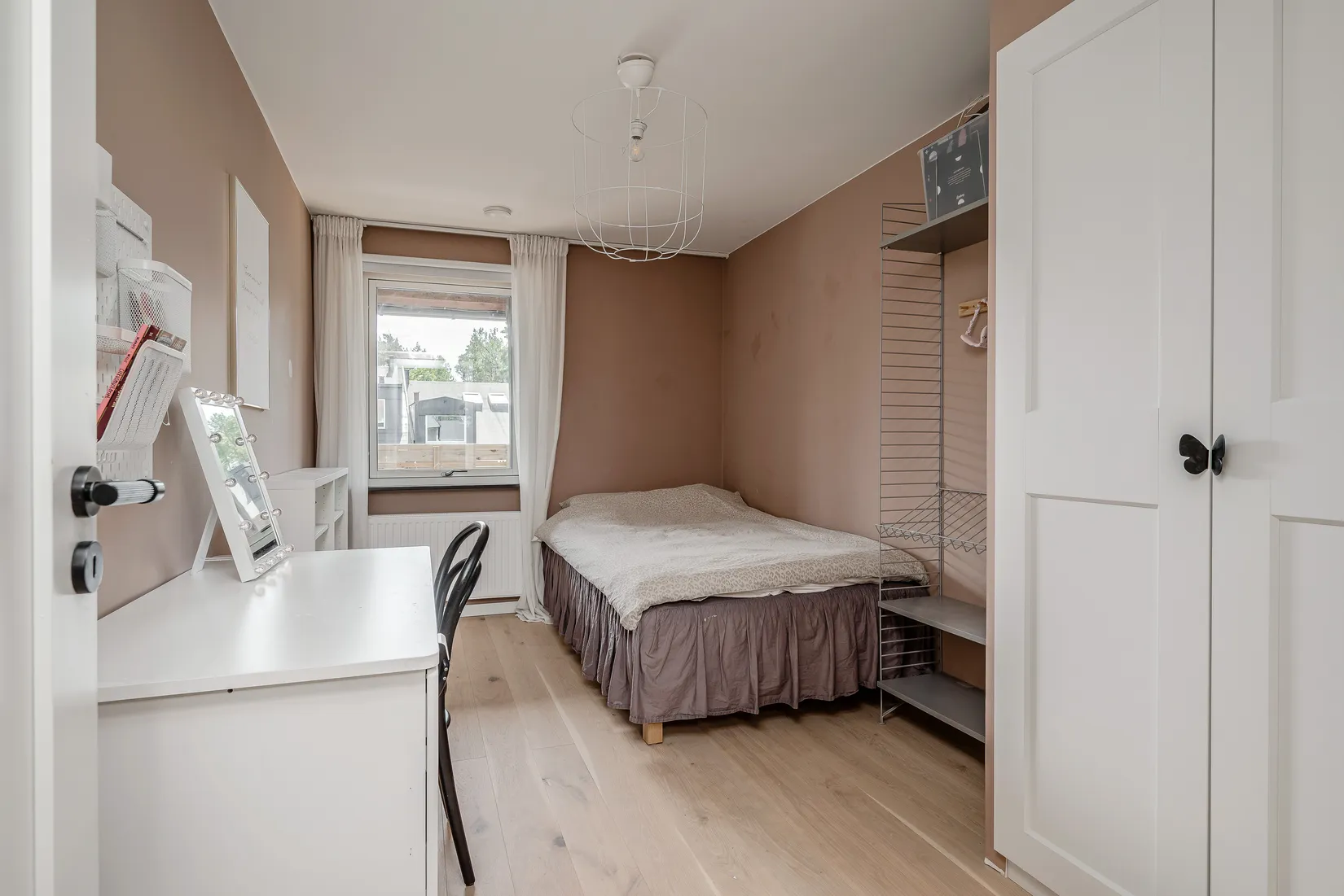 Villa, Radhus, Bergvägen 33, Rickeby, Vallentuna