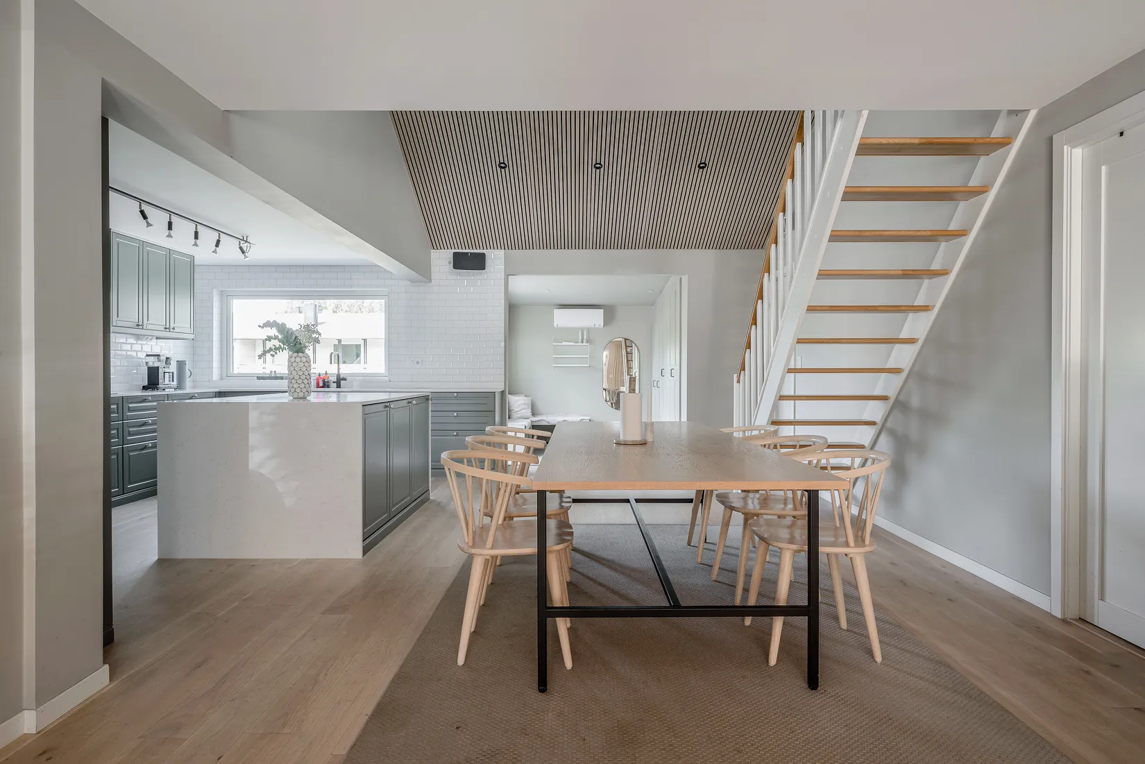 Villa, Radhus, Bergvägen 33, Rickeby, Vallentuna
