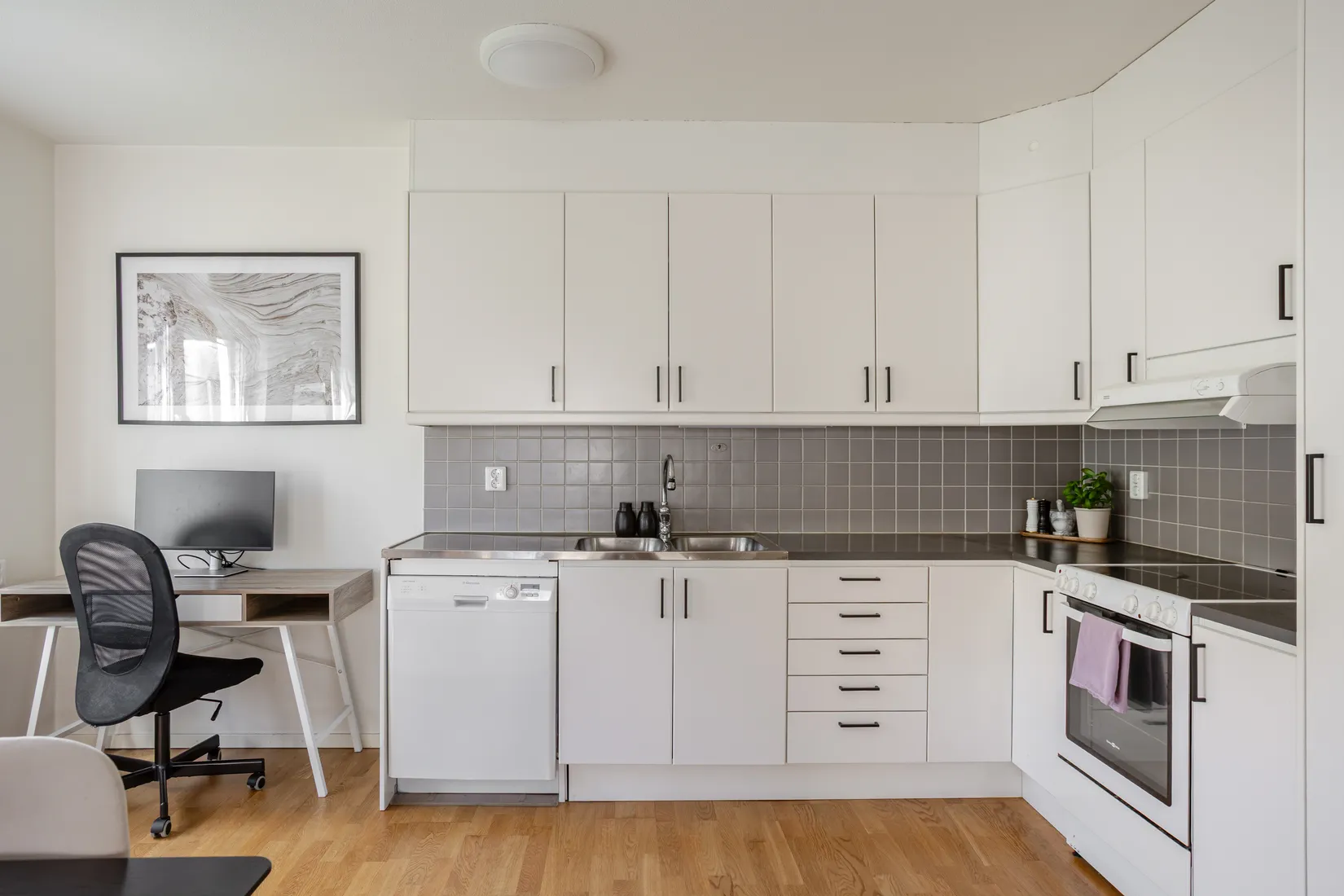 Bostadsrätt, Fruängstorget 15, Fruängen, Stockholm