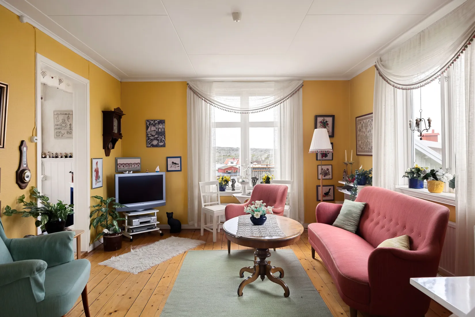 Villa, Hålvägen 8, Orust