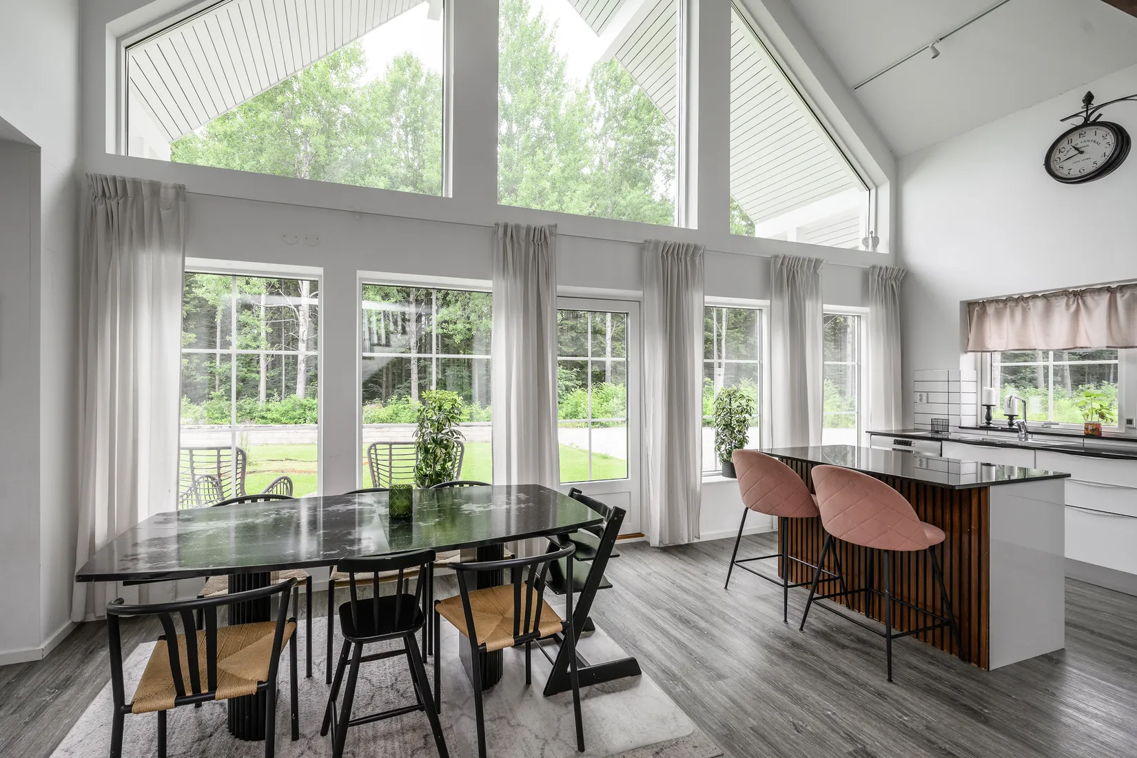 Villa, Vederslövs Nöbbele Vitadal 1, Växjö