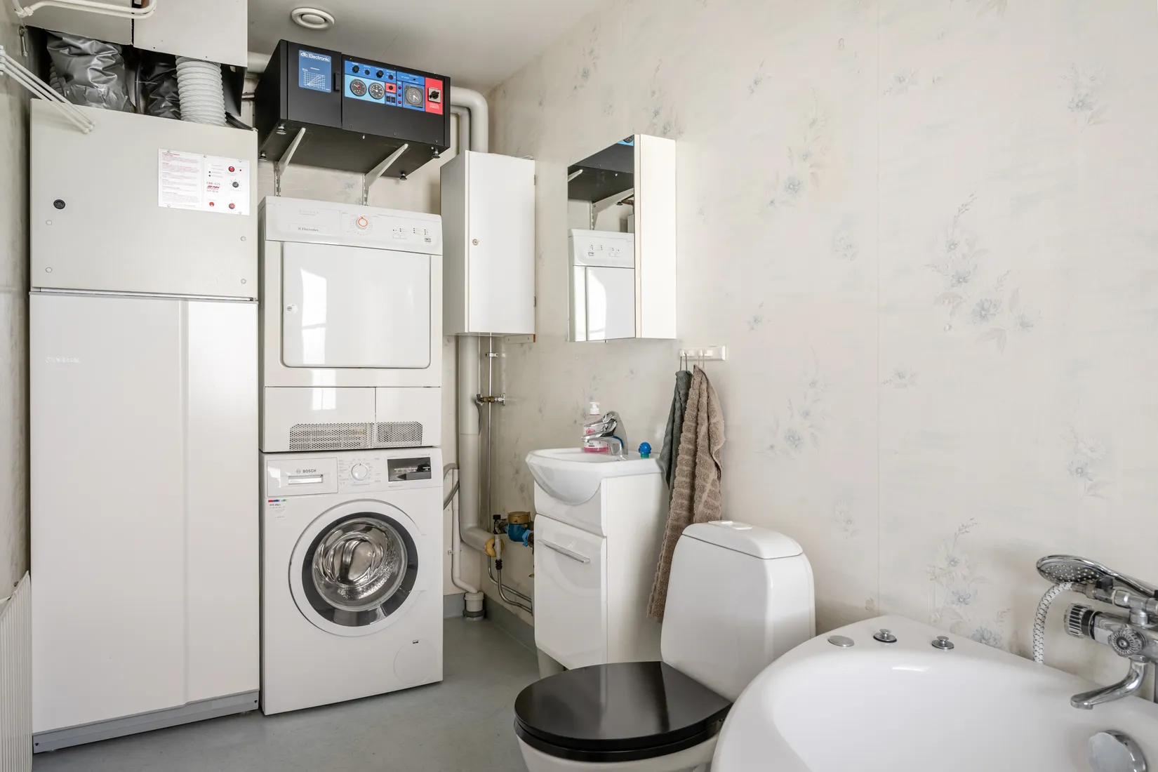Bostadsrätt, Radhus, GRÖNLUNDSVÄGEN 17, Kårsta, Vallentuna
