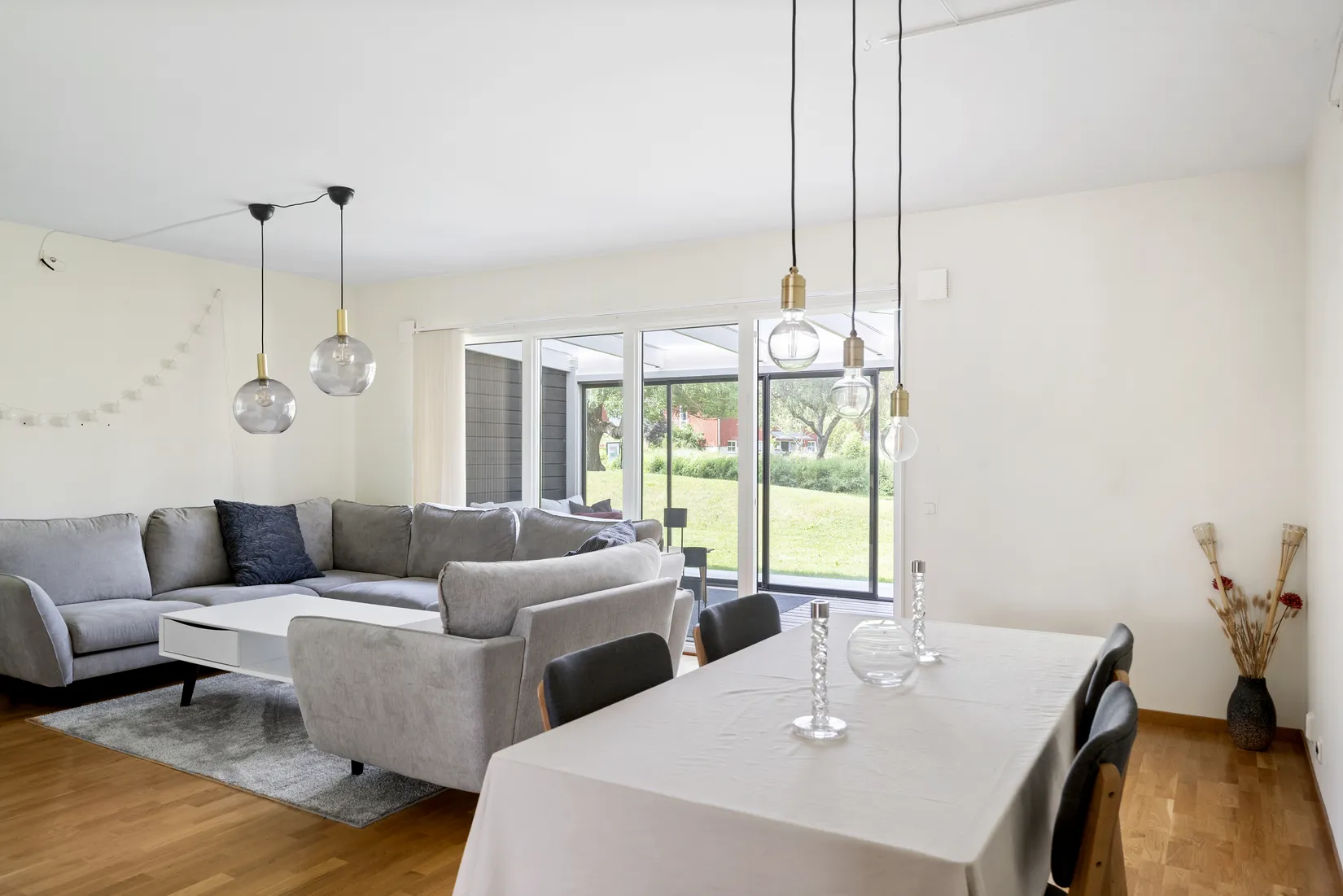 Villa, Prostgränd 4, Barkarby - Kyrkbyn, Järfälla