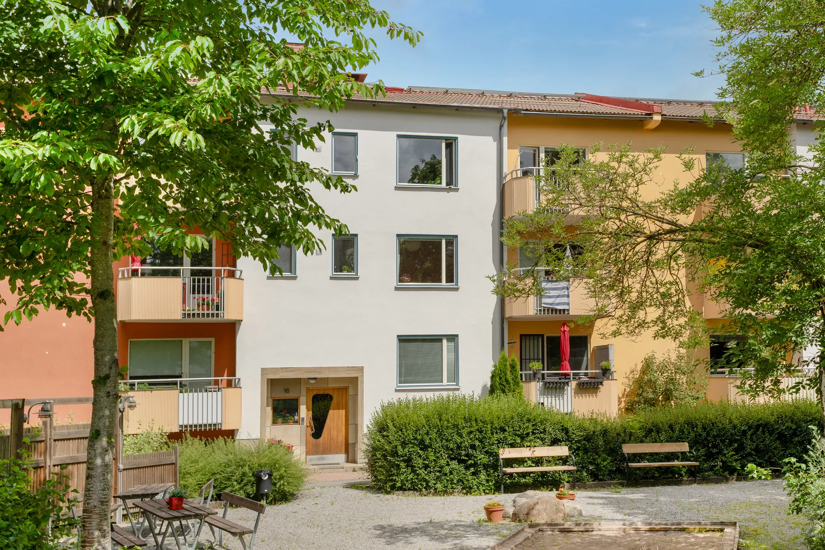 Bostadsrätt, Abiskovägen 18, Vällingby Centrum, Stockholm