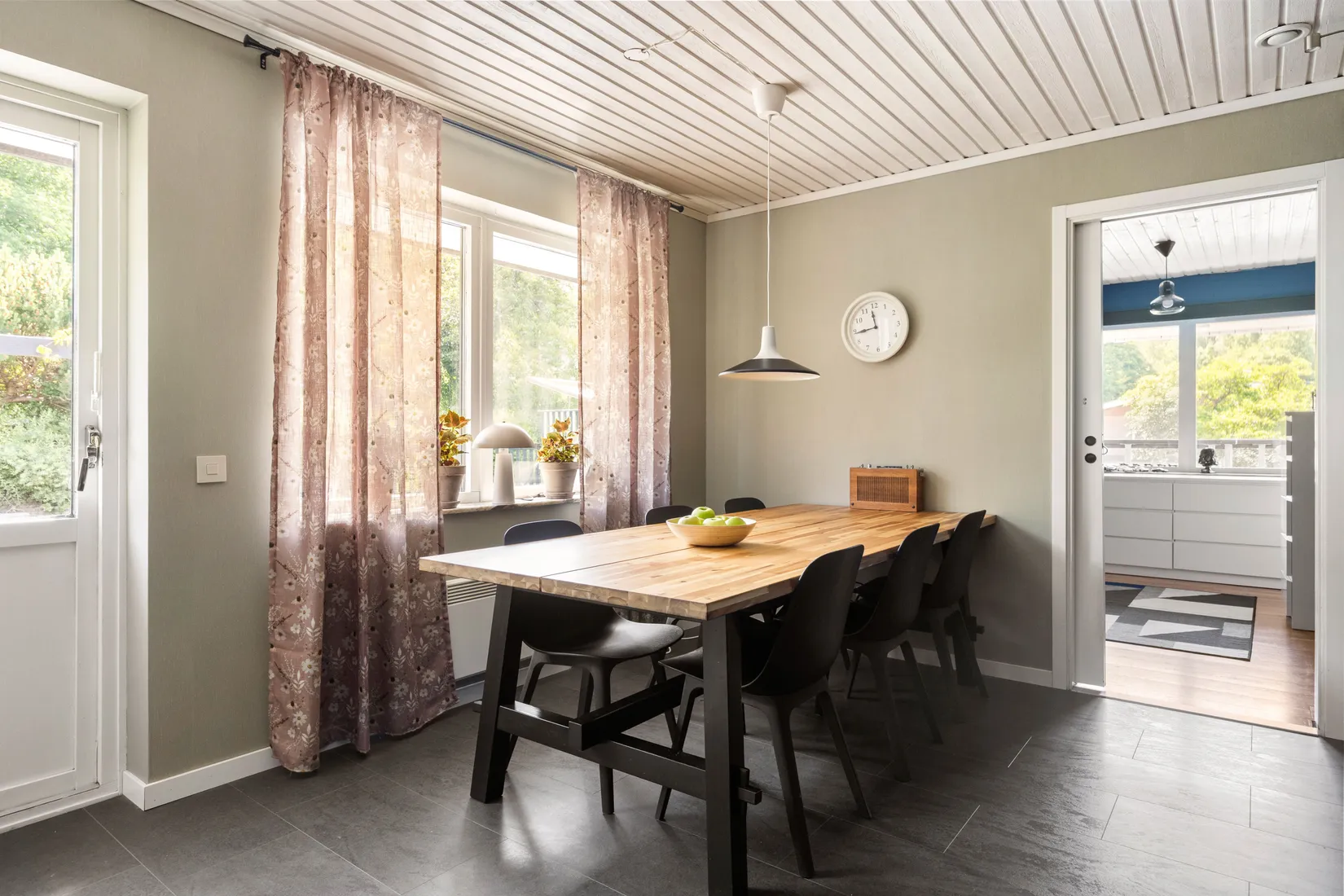 Villa, Sandliden 4, Bohus, Ale